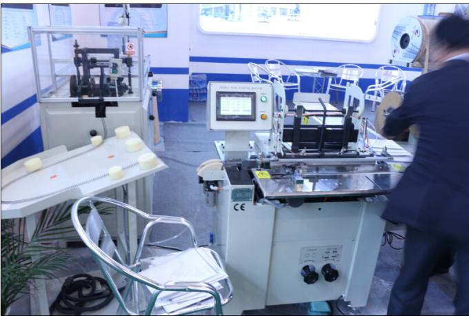 インラインに二重ワイヤー最後の機械機械を形作るワイヤーと