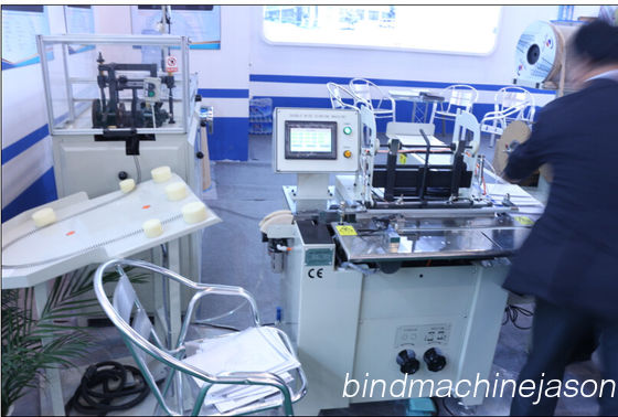 カレンダーの農産物のための機械DCA520を挿入する半自動ワイヤー サプライヤー